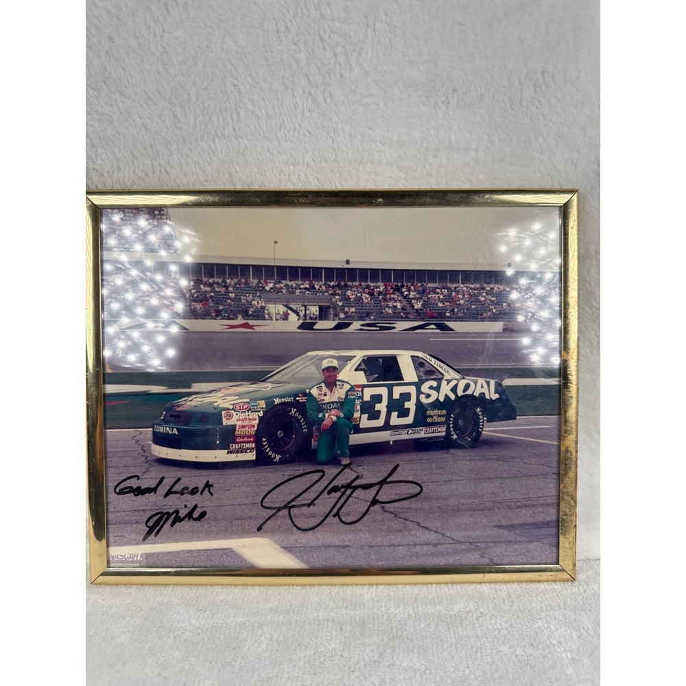 Autographed Harry Gant Skoal Bandit #33 Hoosier Tires NASCAR Photo OS Green EXC